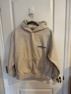 ESSENTIALS Cream Hoodie XS